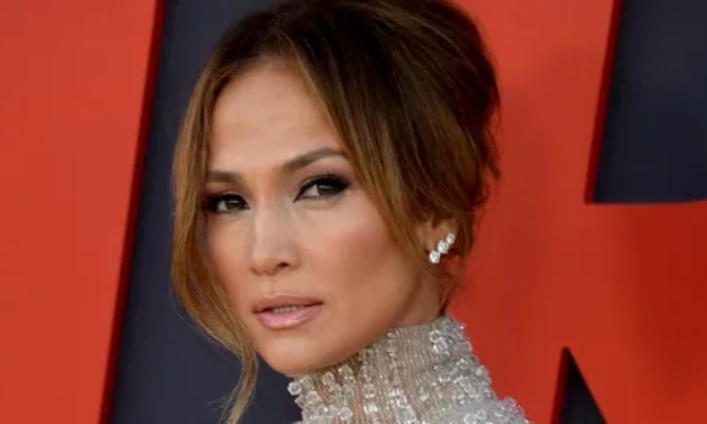 Jennifer Lopez, 56 (July 24, 1969), has a 2026 net worth of $400-420M from films ($10M/project), 80M albums, $2B fragrance sales, JLo Beauty, and real estate .