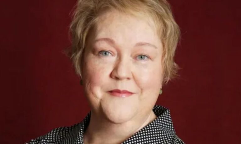 Kathy Kinney, 71 (Nov 3, 1954), $5M net worth, is iconic as Mimi on The Drew Carey Show, married to Rob, and co-author of Queen of Your Own Life