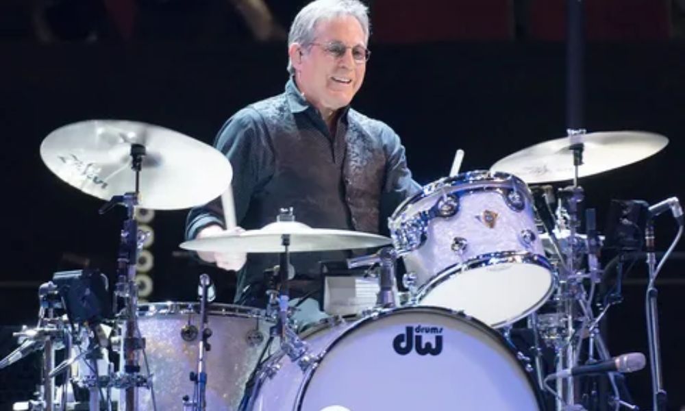 Discover Max Weinberg $60M net worth, his career with Springsteen & Conan O'Brien, and how he built lasting wealth through music.