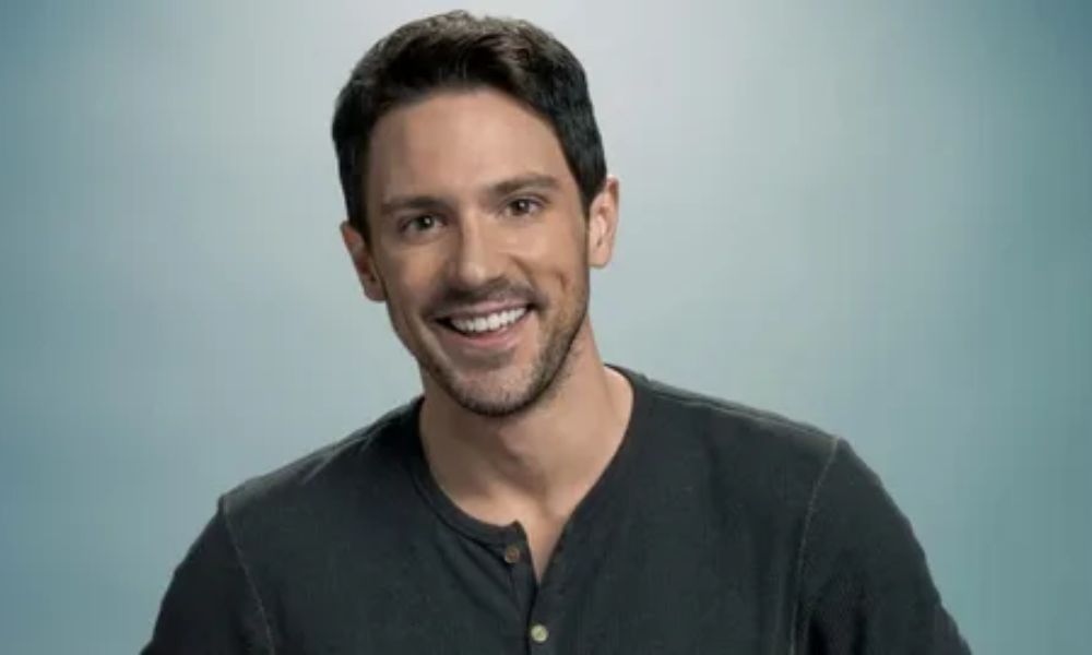 Steve Kazee Tony Award-winning actor and singer known for "Once" on Broadway and husband of Jenna Dewan.